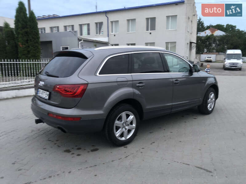 Внедорожник / Кроссовер Audi Q7 2012 в Бучаче