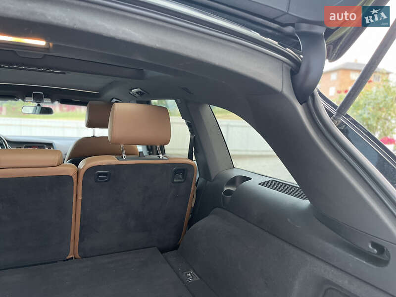 Внедорожник / Кроссовер Audi Q7 2010 в Черновцах