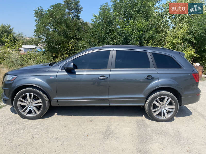 Позашляховик / Кросовер Audi Q7 2012 в Дніпрі