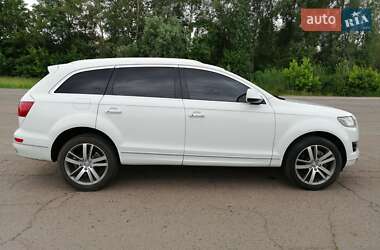 Внедорожник / Кроссовер Audi Q7 2015 в Полтаве