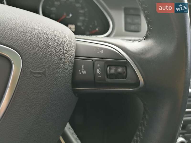 Внедорожник / Кроссовер Audi Q7 2015 в Полтаве