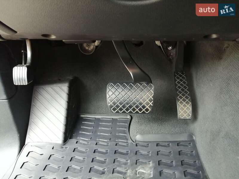 Внедорожник / Кроссовер Audi Q7 2015 в Полтаве