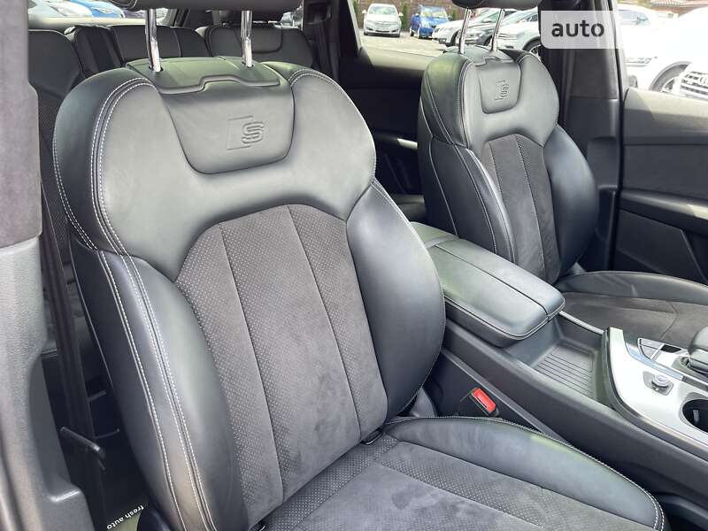 Внедорожник / Кроссовер Audi Q7 2015 в Ровно фото 38 Внедорожник / Кроссовер Audi Q7 2015 в Ровно