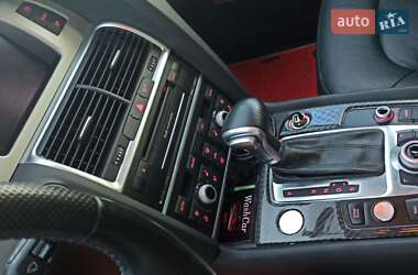 Внедорожник / Кроссовер Audi Q7 2015 в Павлограде
