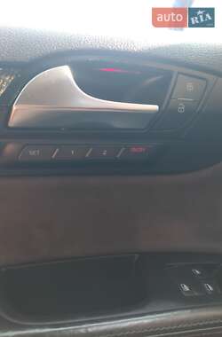 Внедорожник / Кроссовер Audi Q7 2010 в 