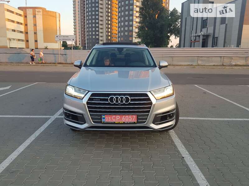 Внедорожник / Кроссовер Audi Q7 2018 в Киеве фото 3 Внедорожник / Кроссовер Audi Q7 2018 в Киеве