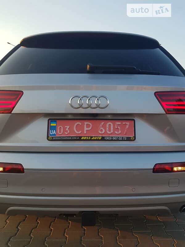 Внедорожник / Кроссовер Audi Q7 2018 в Киеве