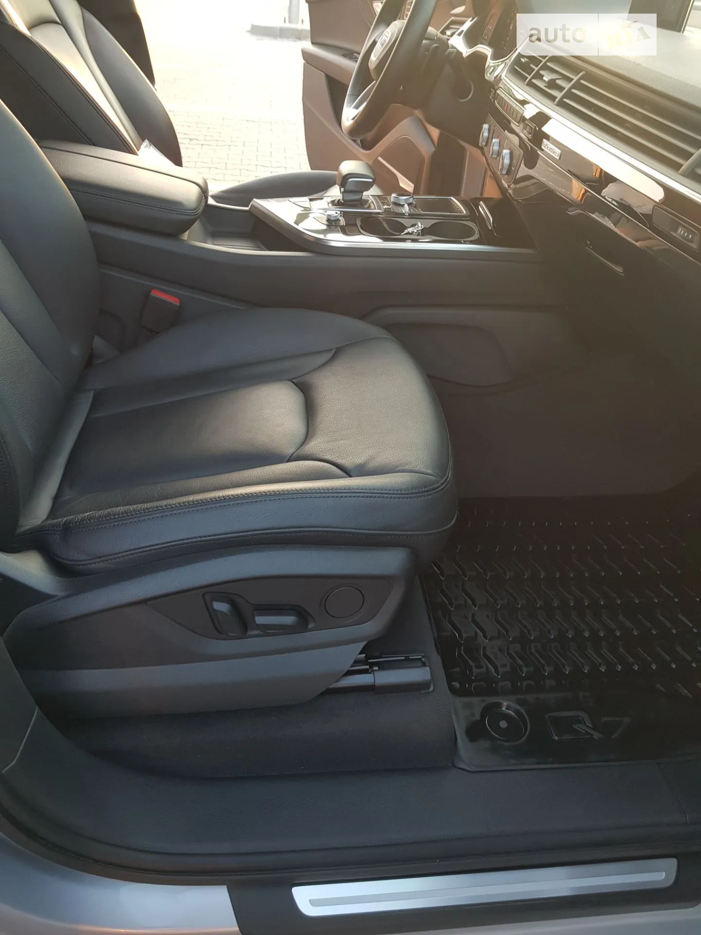 2018 Audi Q7 - мініатюра 21