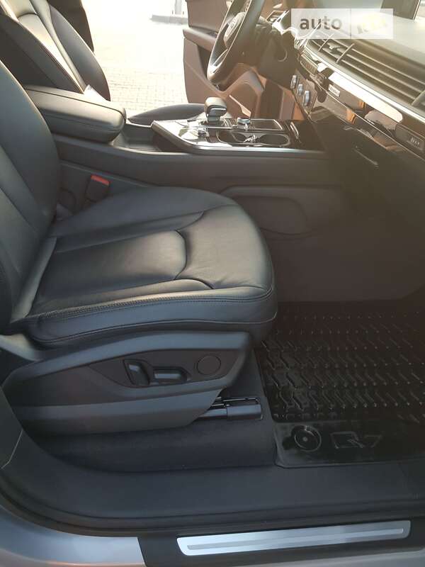 Внедорожник / Кроссовер Audi Q7 2018 в Киеве фото 21 Внедорожник / Кроссовер Audi Q7 2018 в Киеве