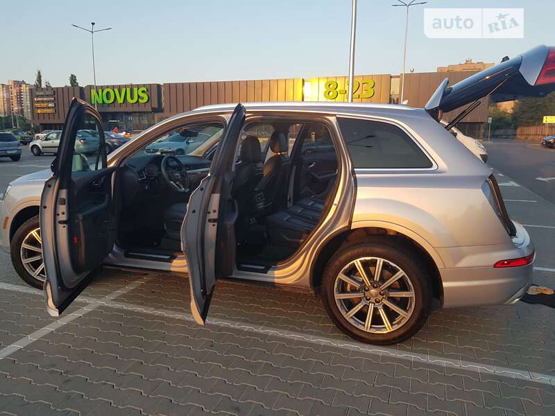Внедорожник / Кроссовер Audi Q7 2018 в Киеве фото 42 Внедорожник / Кроссовер Audi Q7 2018 в Киеве