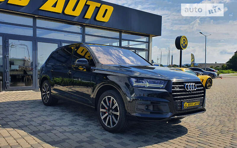 Внедорожник / Кроссовер Audi Q7 2017 в Мукачево