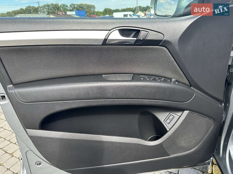 Внедорожник / Кроссовер Audi Q7 2006 в Черновцах фото 28 Внедорожник / Кроссовер Audi Q7 2006 в Черновцах