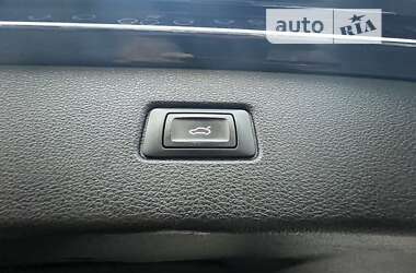 Позашляховик / Кросовер Audi Q7 2015 в Луцьку