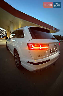 Внедорожник / Кроссовер Audi Q7 2017 в Львове