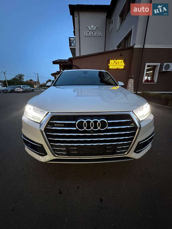 Позашляховик / Кросовер Audi Q7 2017 в Львові фото 4 Позашляховик / Кросовер Audi Q7 2017 в Львові