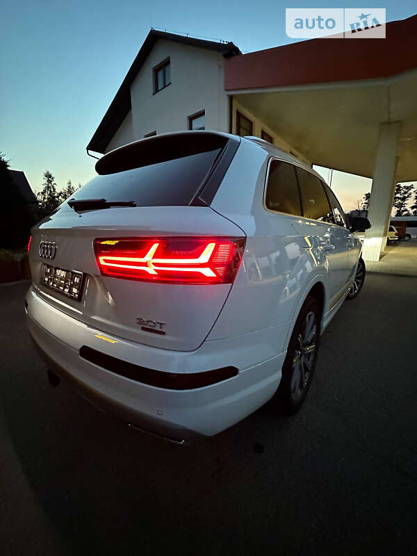 Позашляховик / Кросовер Audi Q7 2017 в Львові фото 11 Позашляховик / Кросовер Audi Q7 2017 в Львові