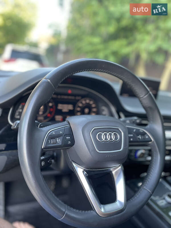Внедорожник / Кроссовер Audi Q7 2019 в Тернополе