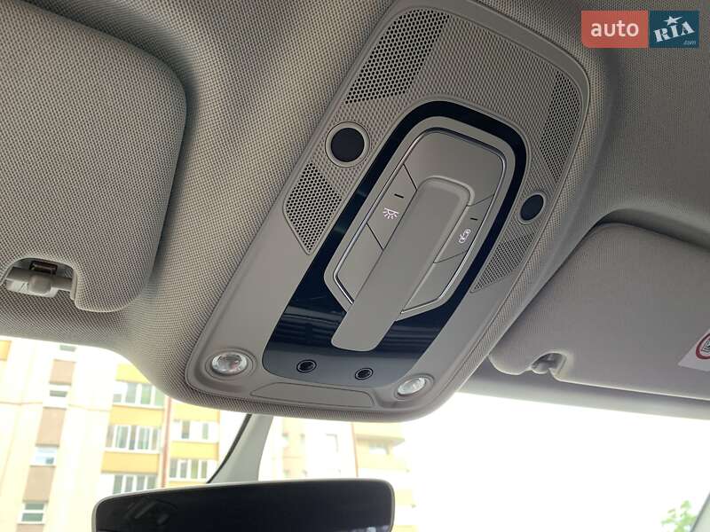 Позашляховик / Кросовер Audi Q7 2015 в Львові