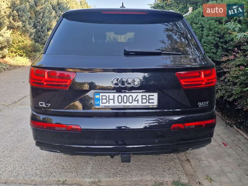 Внедорожник / Кроссовер Audi Q7 2018 в Одессе
