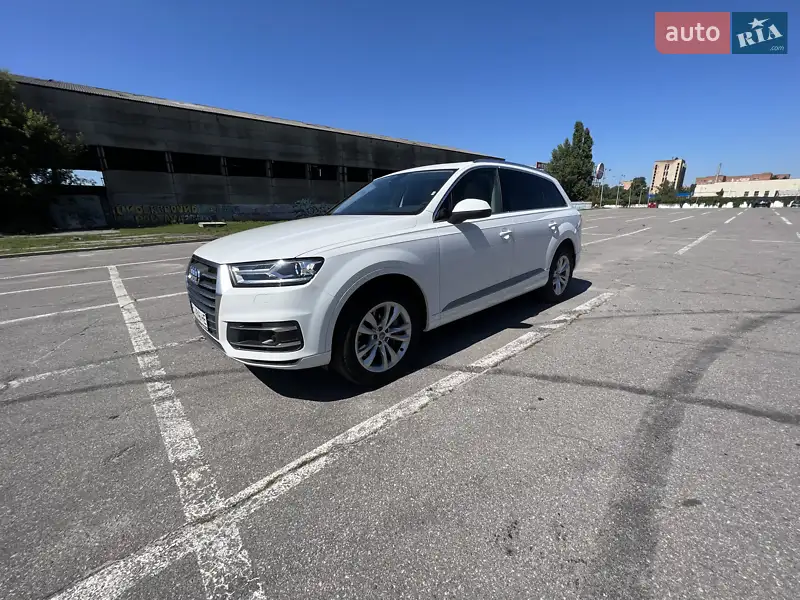 Audi Q7 2018 VIN WA1LHAF77JD030276 фото оголошення 5 з 78