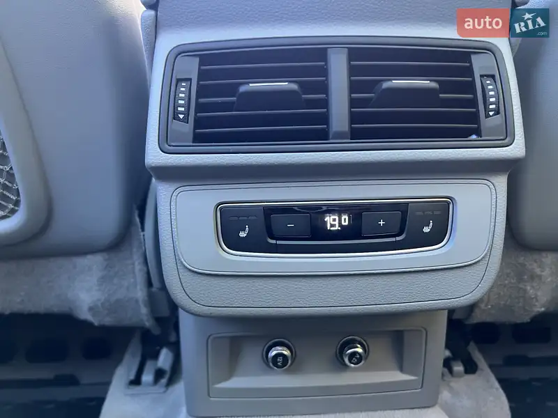 Audi Q7 2018 VIN WA1LHAF77JD030276 фото оголошення 24 з 78