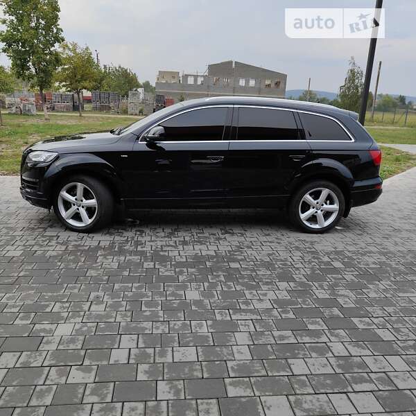 Позашляховик / Кросовер Audi Q7 2010 в Виноградові