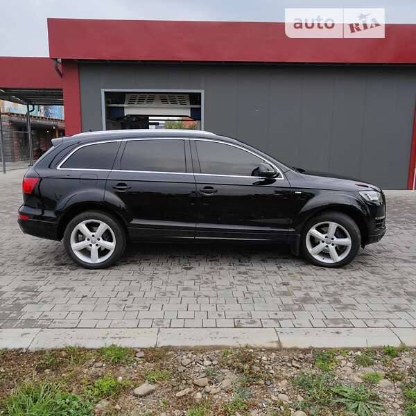 Позашляховик / Кросовер Audi Q7 2010 в Виноградові