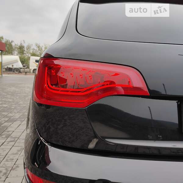 Позашляховик / Кросовер Audi Q7 2010 в Виноградові