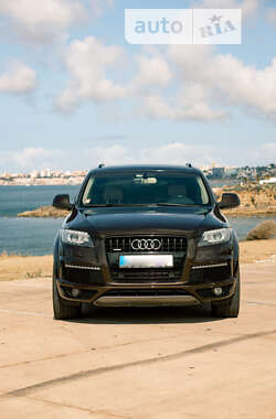 Внедорожник / Кроссовер Audi Q7 2012 в Киеве