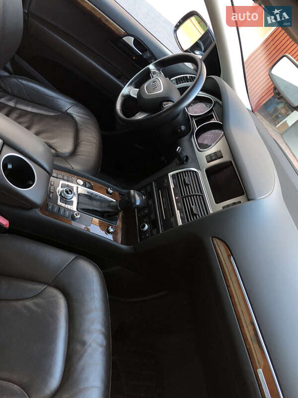 Внедорожник / Кроссовер Audi Q7 2014 в Тернополе