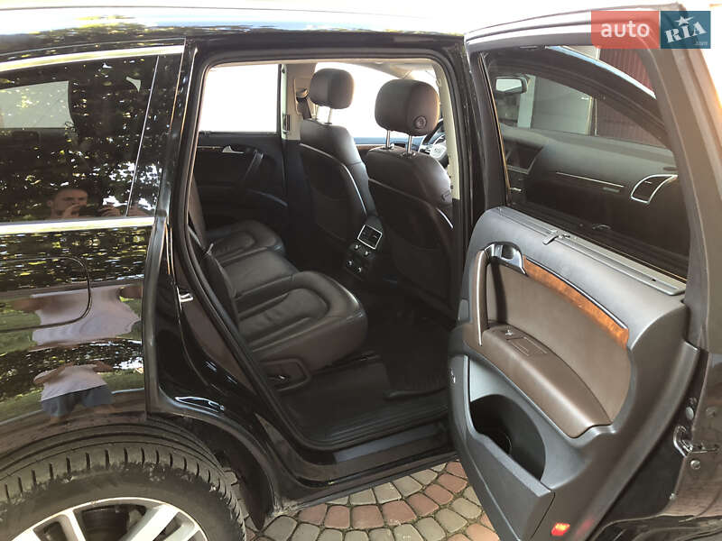 Внедорожник / Кроссовер Audi Q7 2014 в Тернополе