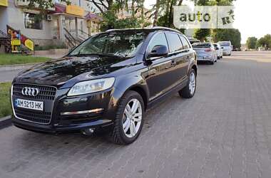 Внедорожник / Кроссовер Audi Q7 2006 в 