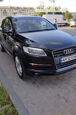 Внедорожник / Кроссовер Audi Q7 2006 в 