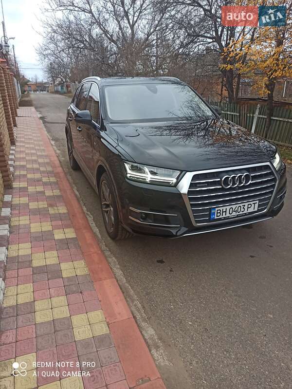 Внедорожник / Кроссовер Audi Q7 2017 в Ананьеве