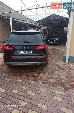 Позашляховик / Кросовер Audi Q7 2017 в Ананьїві