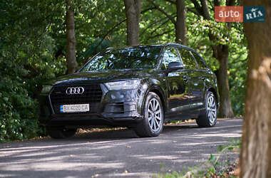 Внедорожник / Кроссовер Audi Q7 2016 в Хмельницком