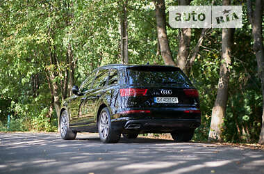 Внедорожник / Кроссовер Audi Q7 2016 в Хмельницком