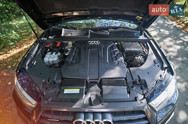 Внедорожник / Кроссовер Audi Q7 2016 в Хмельницком