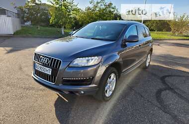 Внедорожник / Кроссовер Audi Q7 2014 в 
