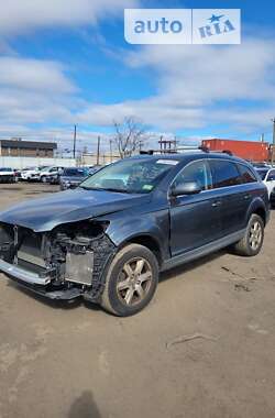 Внедорожник / Кроссовер Audi Q7 2014 в 