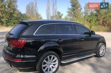 Позашляховик / Кросовер Audi Q7 2015 в Дніпрі