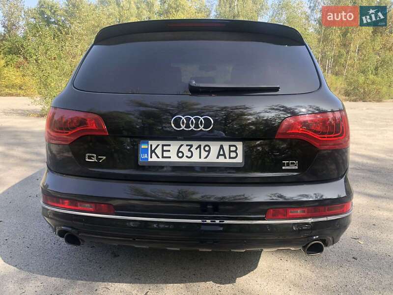 Внедорожник / Кроссовер Audi Q7 2015 в Днепре