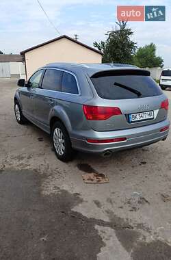 Внедорожник / Кроссовер Audi Q7 2008 в Гоще