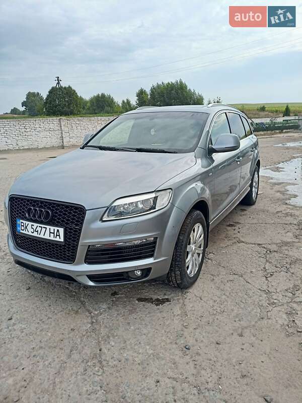 Внедорожник / Кроссовер Audi Q7 2008 в Гоще