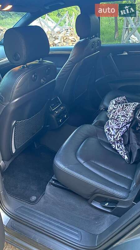Внедорожник / Кроссовер Audi Q7 2014 в Черновцах