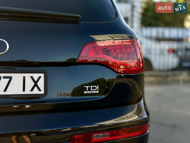 Внедорожник / Кроссовер Audi Q7 2013 в Одессе