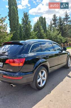 Внедорожник / Кроссовер Audi Q7 2007 в Монастырище