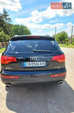 Внедорожник / Кроссовер Audi Q7 2007 в Монастырище