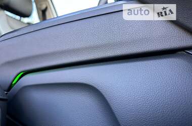 Позашляховик / Кросовер Audi Q7 2017 в 