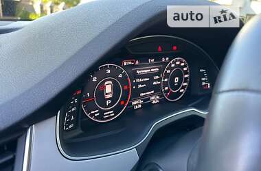 Позашляховик / Кросовер Audi Q7 2017 в 